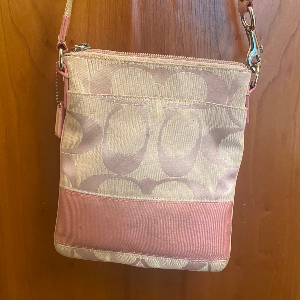 Coach Messenger Crossbody Handbag (Pink)